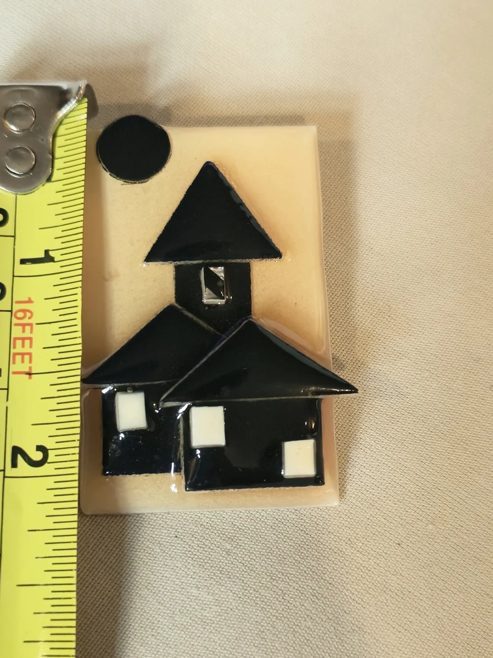 Black and Cream House Motif Brooch - Unbranded Women’s Jewelry